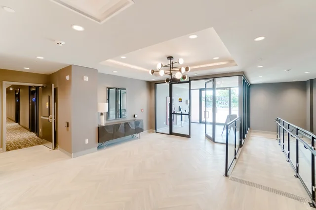 #613-95 Dundas Street West, Oakville - photo 39