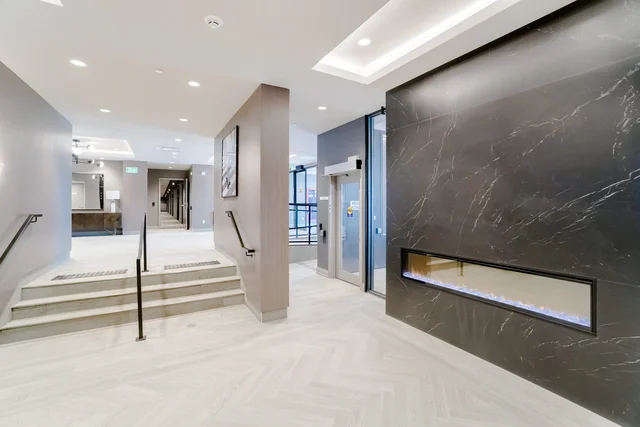 #613-95 Dundas Street West, Oakville - photo 40
