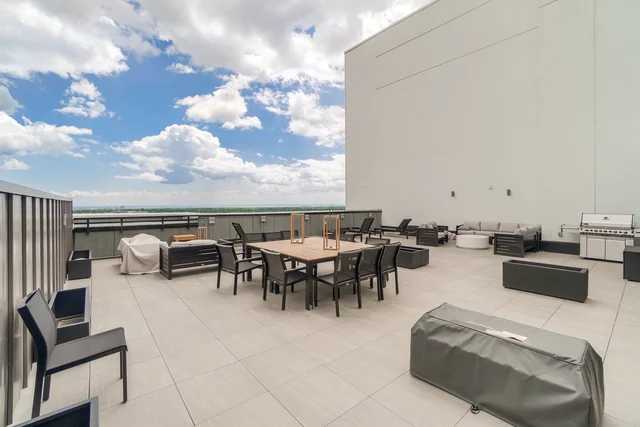 #613-95 Dundas Street West, Oakville - photo 49