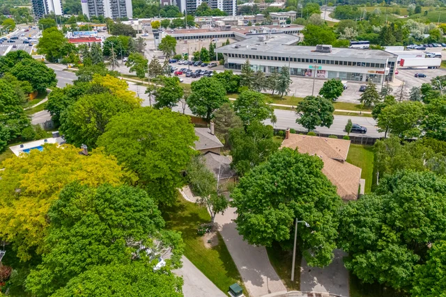 2579 Kenna Court, Mississauga - photo 3