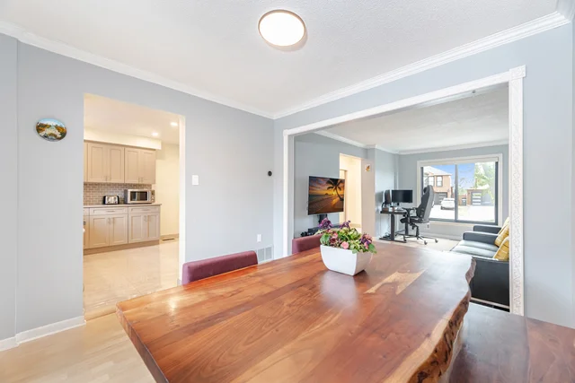 421 Laurentian Avenue, Mississauga - photo 14