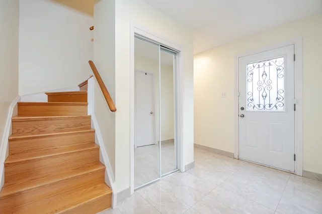 421 Laurentian Avenue, Mississauga - photo 21