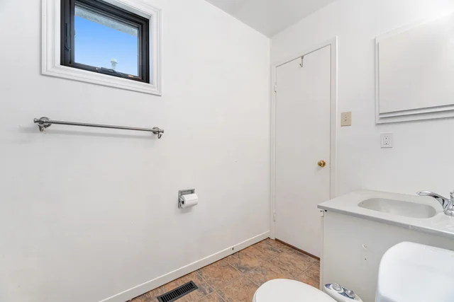 421 Laurentian Avenue, Mississauga - photo 27