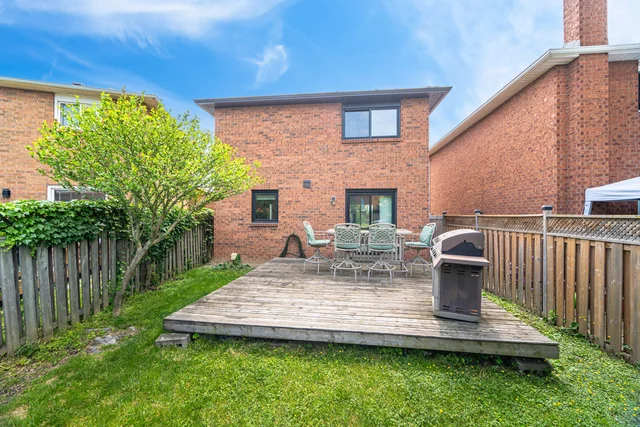 421 Laurentian Avenue, Mississauga - photo 47
