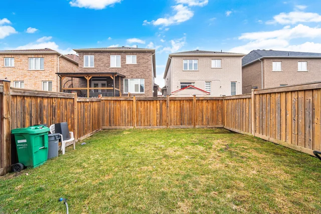 20 Blackberry Valley Crescent, Caledon - photo 40