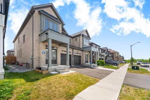 33 Closson Drive, Whitby - photo 4