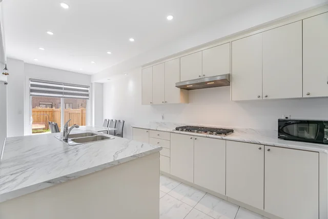 33 Closson Drive, Whitby - photo 11