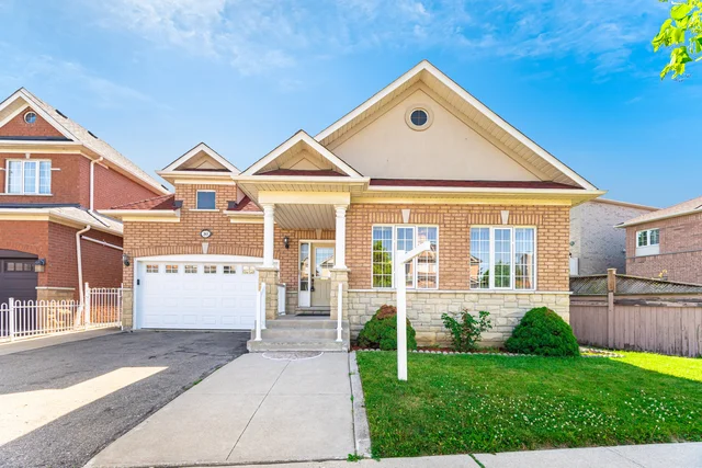 203 Starling Boulevard, Woodbridge - photo 3
