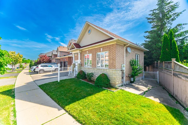 203 Starling Boulevard, Woodbridge - photo 5