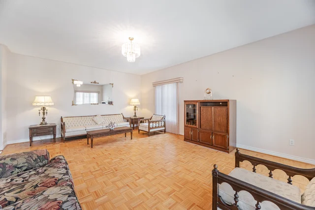 203 Starling Boulevard, Woodbridge - photo 13