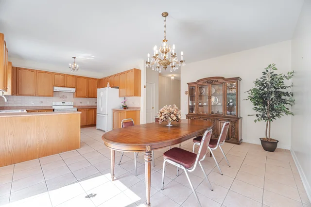 203 Starling Boulevard, Woodbridge - photo 18