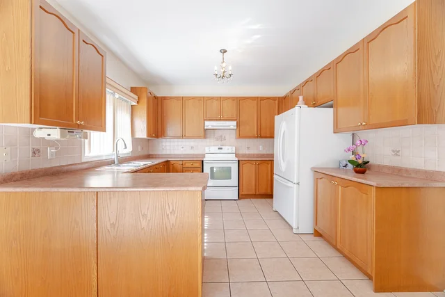 203 Starling Boulevard, Woodbridge - photo 21