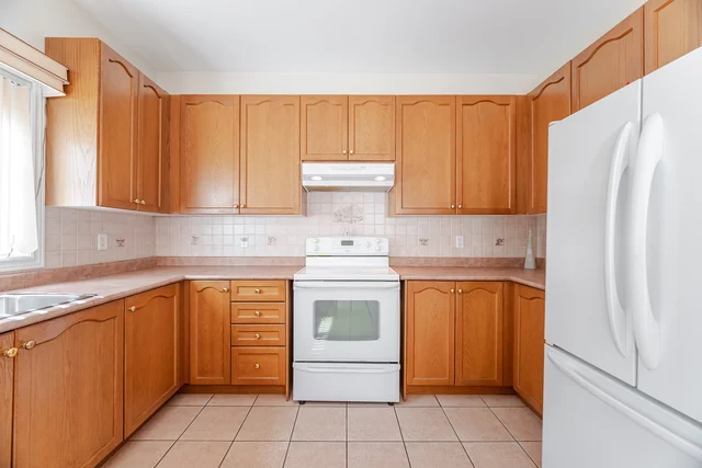 203 Starling Boulevard, Woodbridge - photo 23