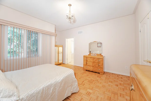 203 Starling Boulevard, Woodbridge - photo 29