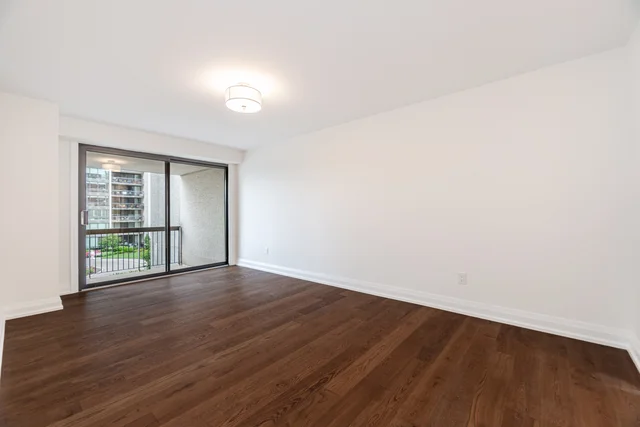 #306-2180 Marine Drive, Oakville - photo 33