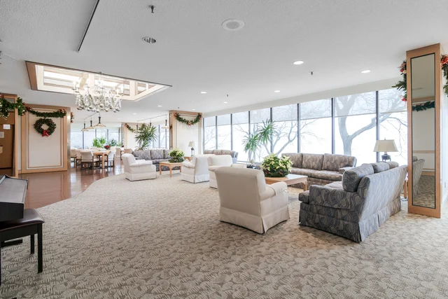 #306-2180 Marine Drive, Oakville - photo 60