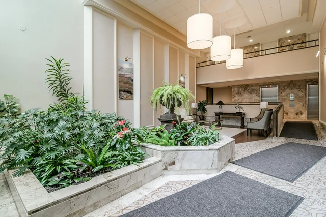 #306-2180 Marine Drive, Oakville - photo 6