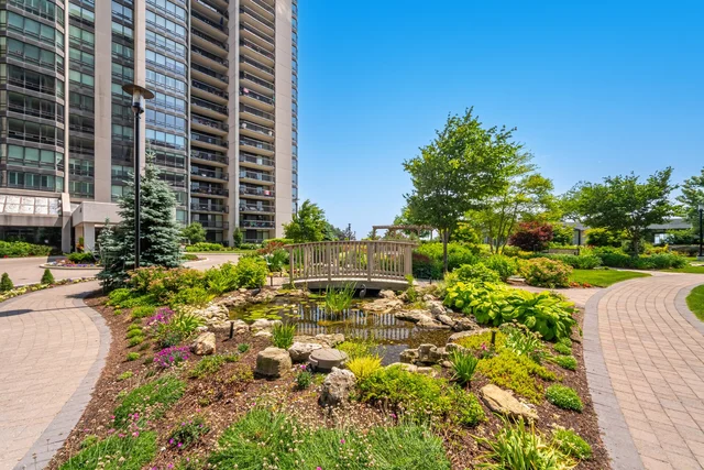 #306-2180 Marine Drive, Oakville - photo 65