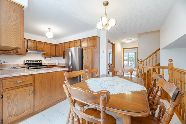 93 Old Chicopee Drive, Kitchener - photo 17