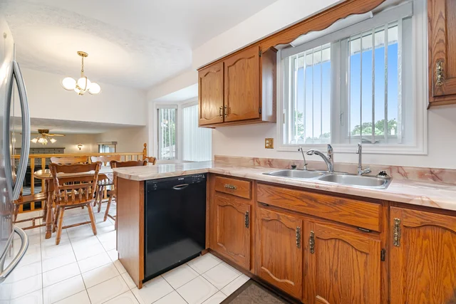 93 Old Chicopee Drive, Kitchener - photo 20