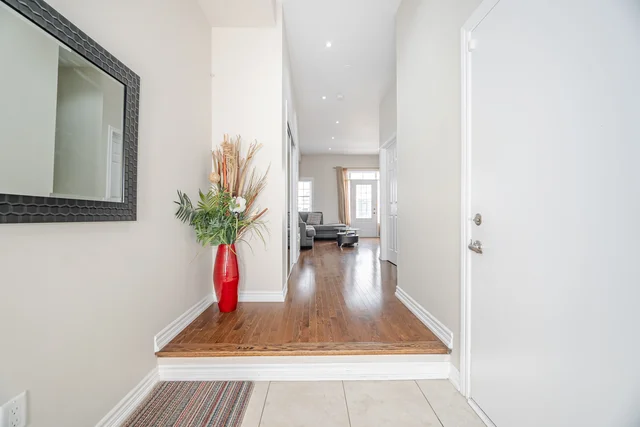 #5-2530 Countryside Drive, Brampton - photo 4