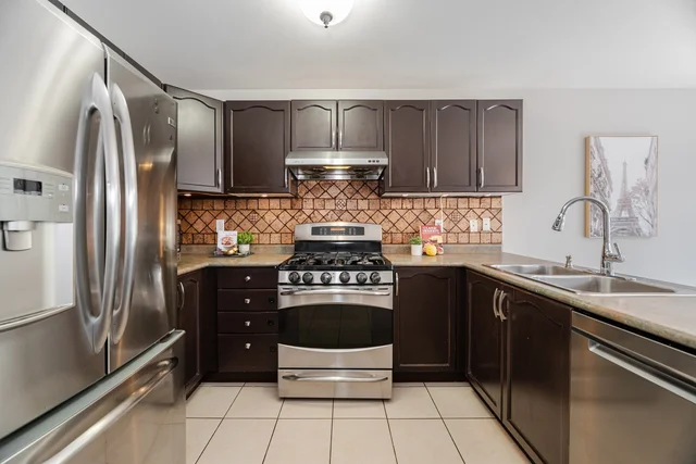 61 Headwater Road, Bolton - photo 18