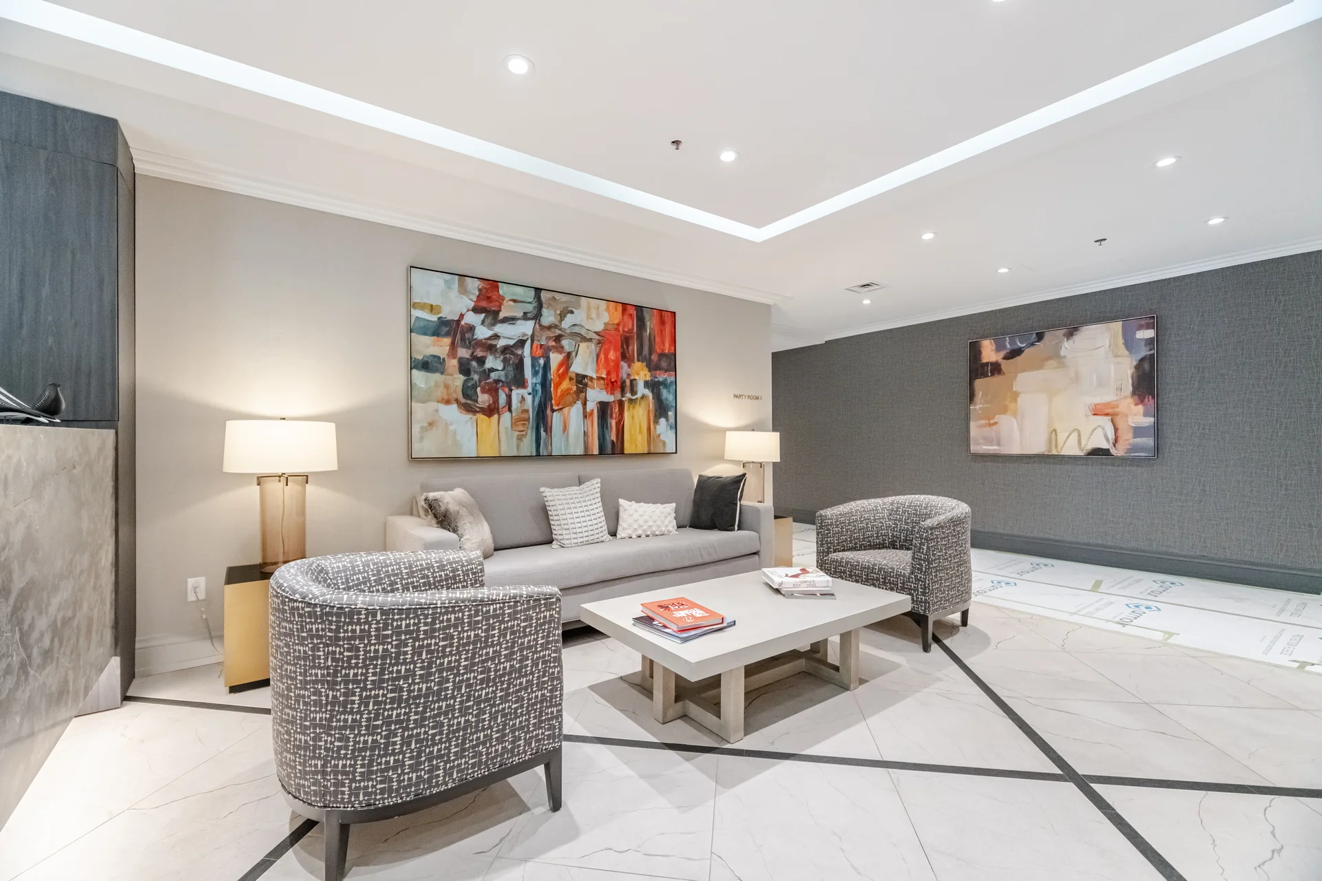 3367918