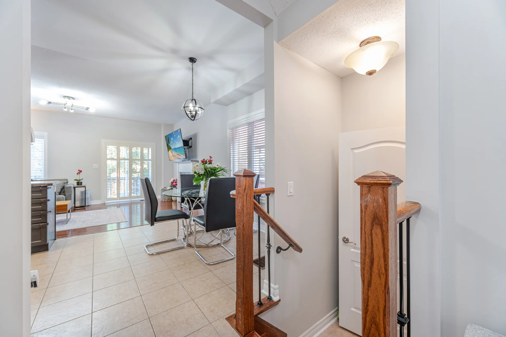 28 Versailles Crescent, Brampton - photo 37