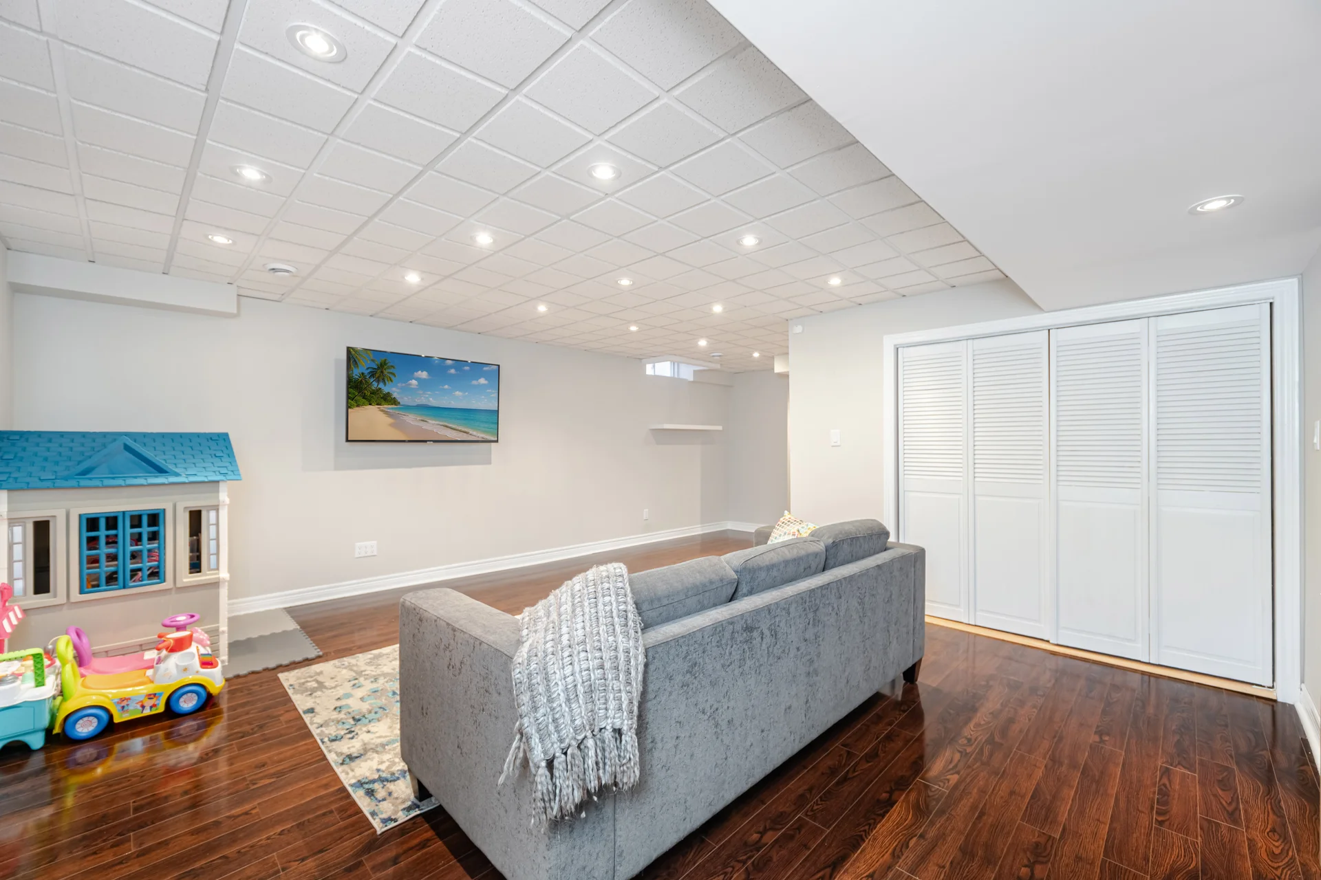 28 Versailles Crescent, Brampton - photo 41