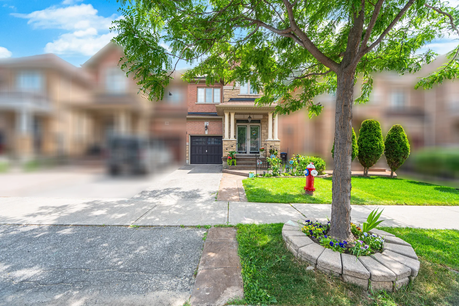 28 Versailles Crescent, Brampton - photo 7