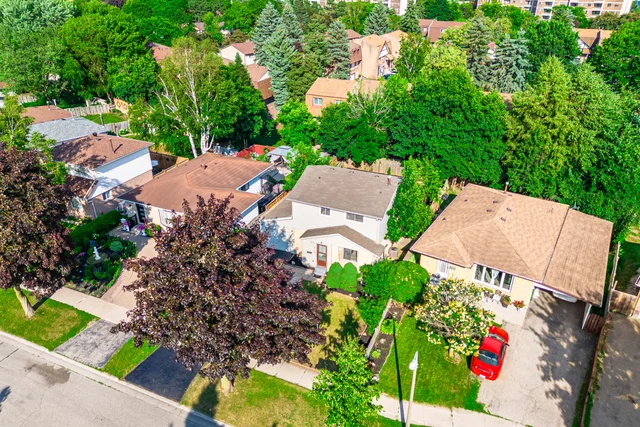 212 Cedarwoods Crescent, Kitchener - photo 10