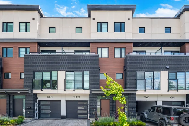 #3-1 Hartman Avenue, Vaughan - photo 1