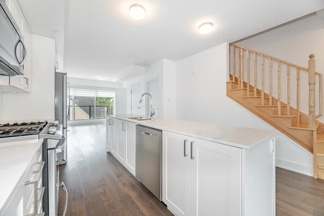 #3-1 Hartman Avenue, Vaughan - photo 17