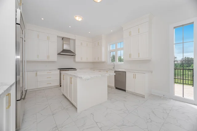 193 McMichael Avenue, Kleinburg - photo 29