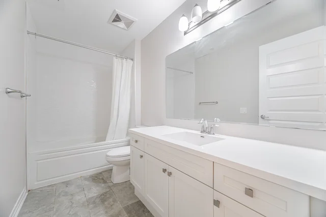 #202-95 Dundas Street West, Oakville - photo 20