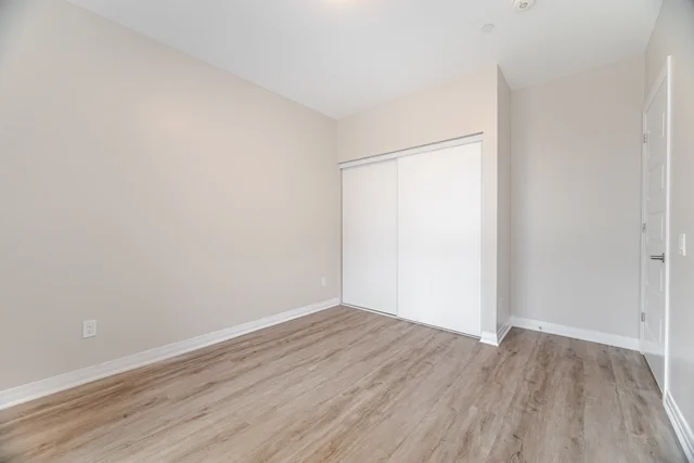 #202-95 Dundas Street West, Oakville - photo 30