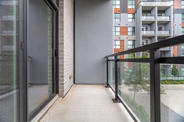 #202-95 Dundas Street West, Oakville - photo 34