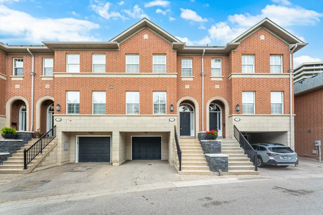 #25-8038 Yonge Street, Vaughan - photo 3