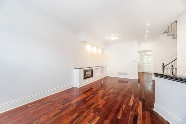 #25-8038 Yonge Street, Vaughan - photo 12