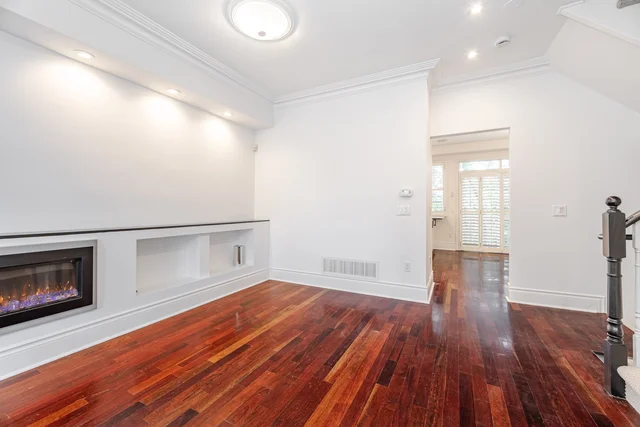 #25-8038 Yonge Street, Vaughan - photo 18