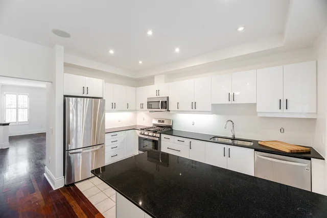 #25-8038 Yonge Street, Vaughan - photo 21