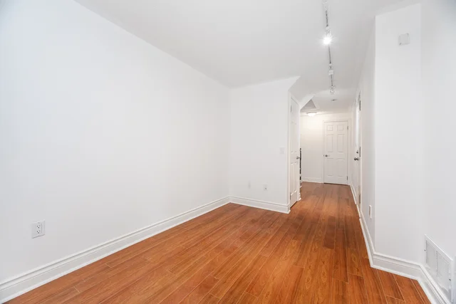 #25-8038 Yonge Street, Vaughan - photo 49
