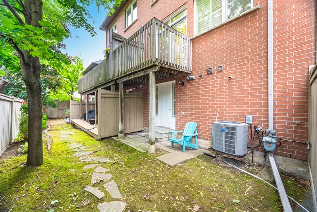 #25-8038 Yonge Street, Vaughan - photo 55