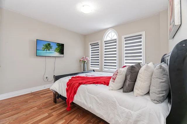 2 Howlett Crescent, Ajax - photo 28