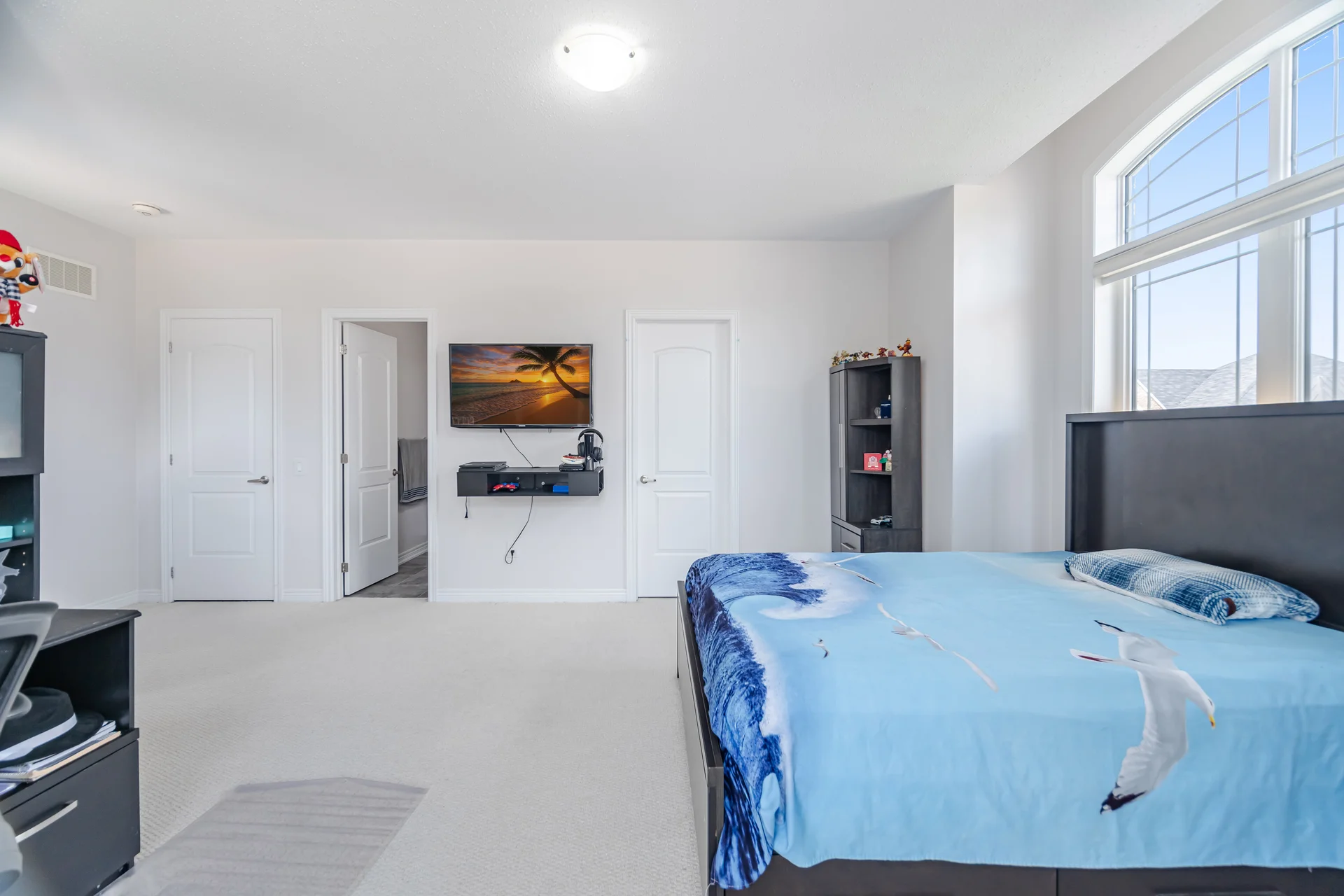 3383144