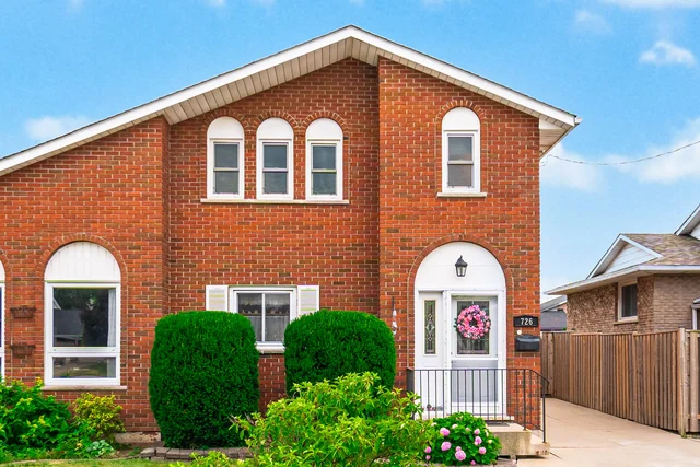 726 Limeridge Road East, Hamilton - photo 1