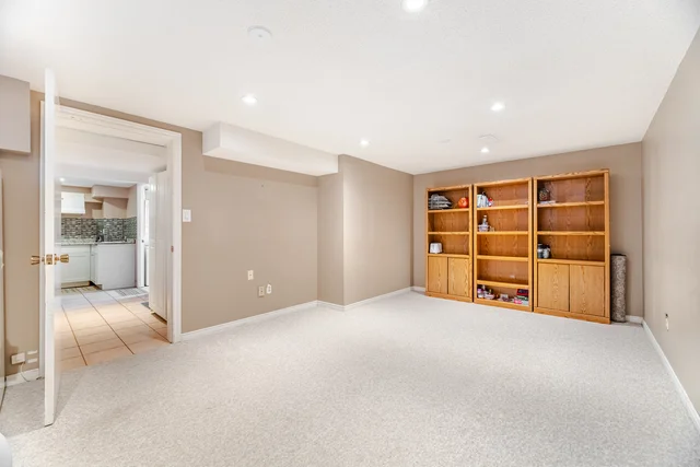 726 Limeridge Road East, Hamilton - photo 39