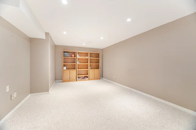 726 Limeridge Road East, Hamilton - photo 40