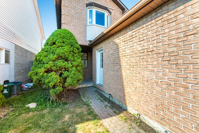 1927 Parkside Drive, Pickering - photo 7