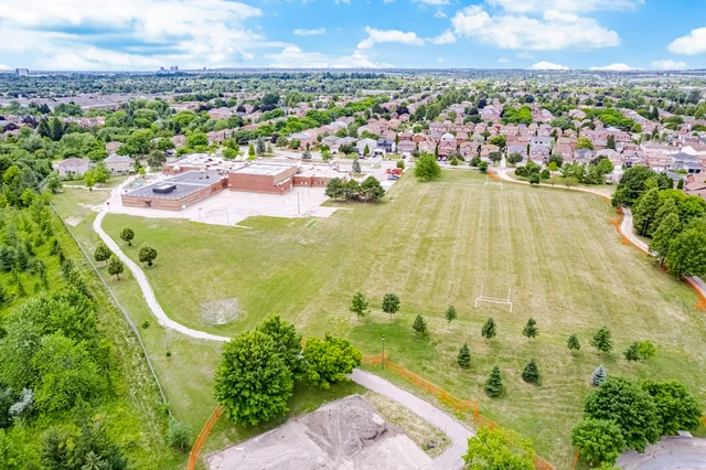 6 Bray Drive, Ajax - photo 96